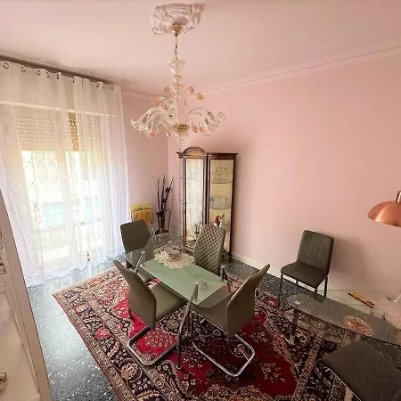 Pink House By Nicola Luxury Properties Apartmán *